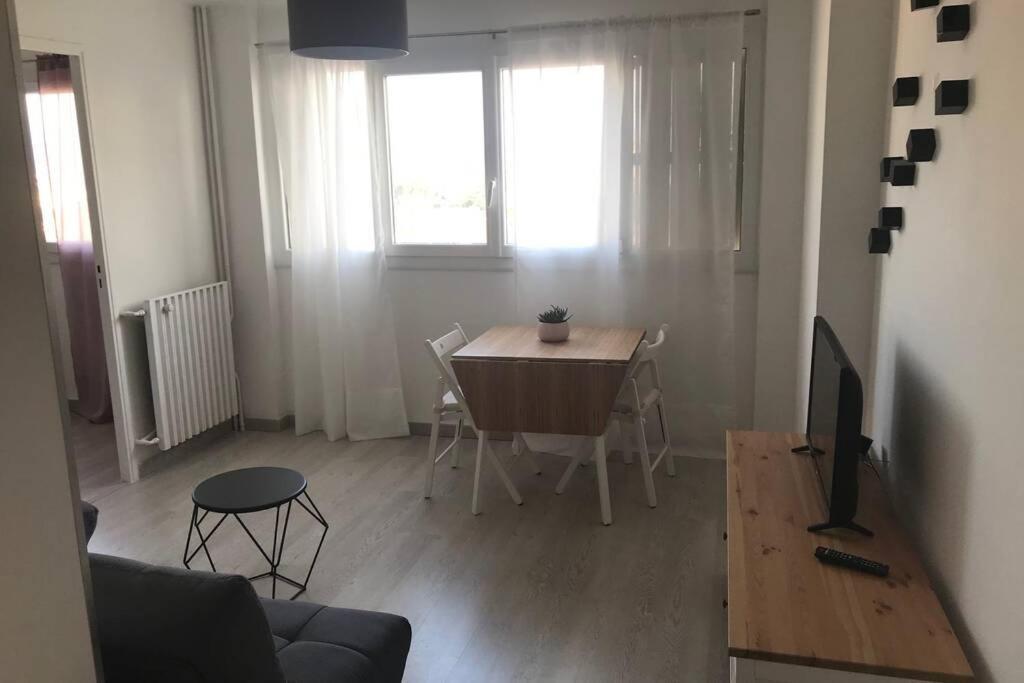 Bel Appartement T3 Mourillon A 5 Min Des Plages - Vue Mer ツーロン エクステリア 写真